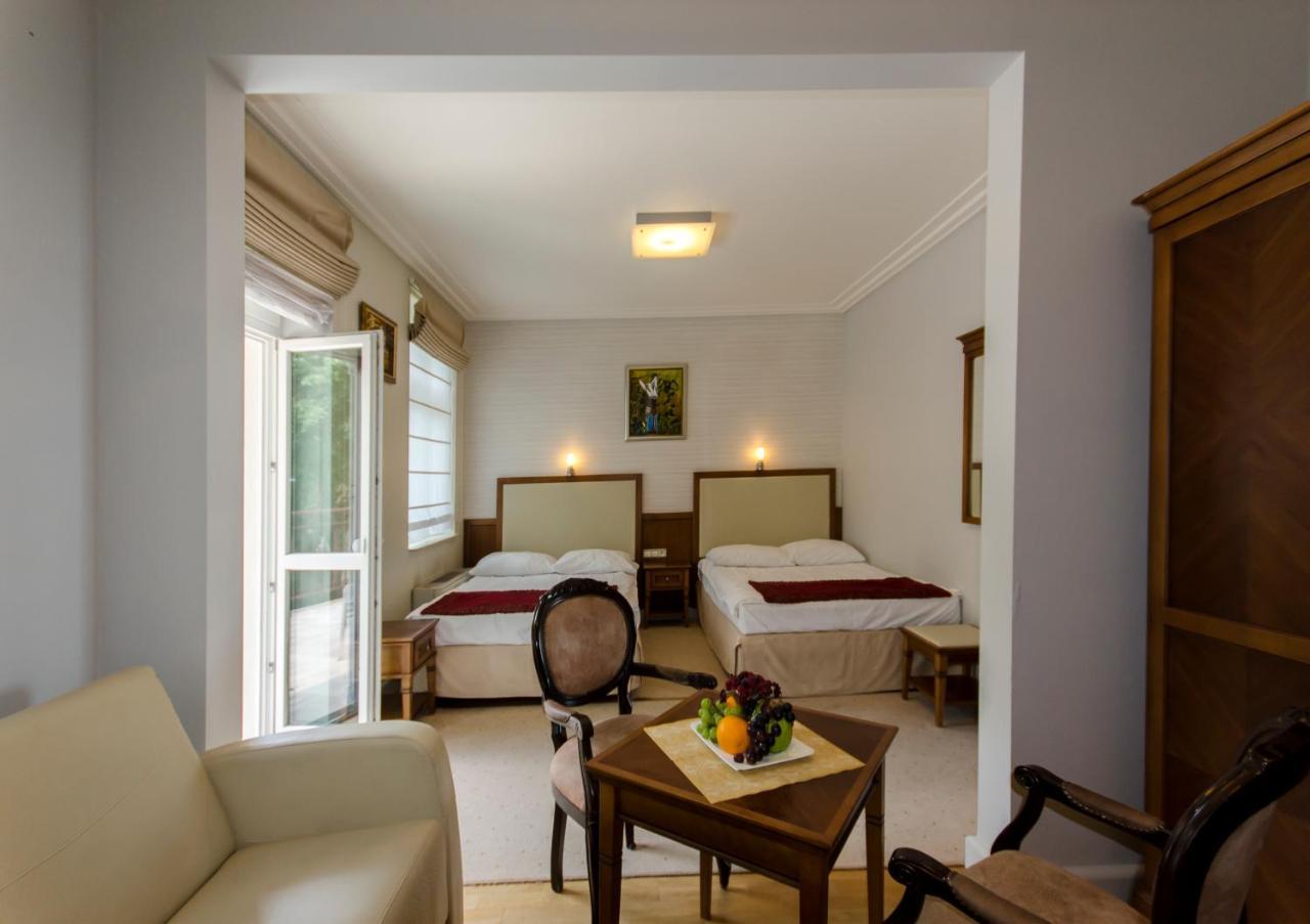 Hotel Apollo Darlowko Bagian luar foto