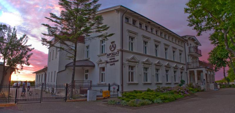 Hotel Apollo Darlowko Bagian luar foto